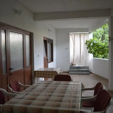Apartmani Ivanka Starigrad Paklenica Exterior photo